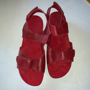 Easy Spirit Red Leather Adjustable Slingback Sandals